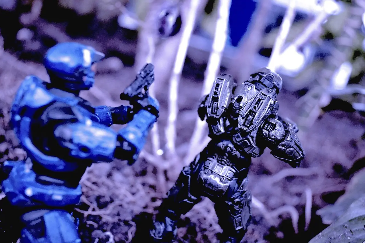 Futuristiske figurer i kamp